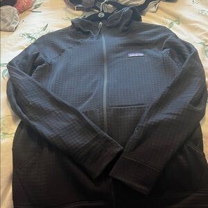 Patagonia Womens Dark Gray Performance Jacket